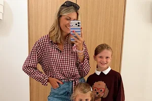 Looks assortis avec nos MOMsters 💛 20 % de réduction*