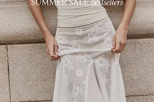 Sale best sellers are inside 👉🏻