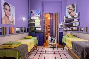 Tendances près de chez vous : Sublimez vos mains et pieds avec une pose de vernis semi-permanent longue durée (jusqu'à 55% de remise)