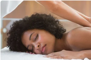 Tendances près de chez vous : Soin du dos et du corps avec gommage, purification ou relaxation pour une peau déstressée
