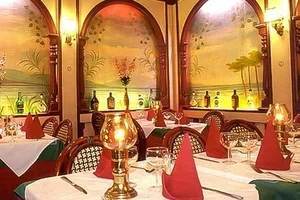 Tendances près de chez vous : Entrée, plat et dessert au choix à la carte pour 1, 2, 4, 6 ou 8 personnes au restaurant L Altro Mondo
