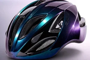 Casque AR13 CAMELEON LTD : l'exclusivité à -50%